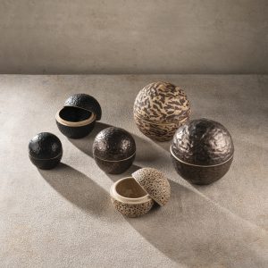 Customized ceramic tableware